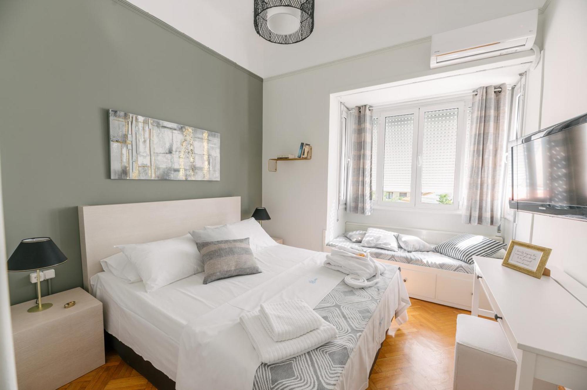 Ourania By Heloni Apartments Ateny Zewnętrze zdjęcie